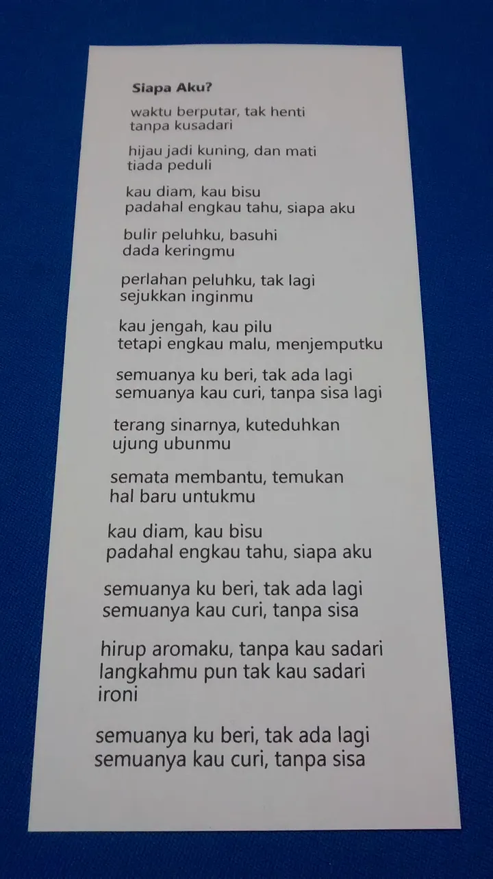 Lirik lagu Siapa Aku, difoto 23 Agustus 2015